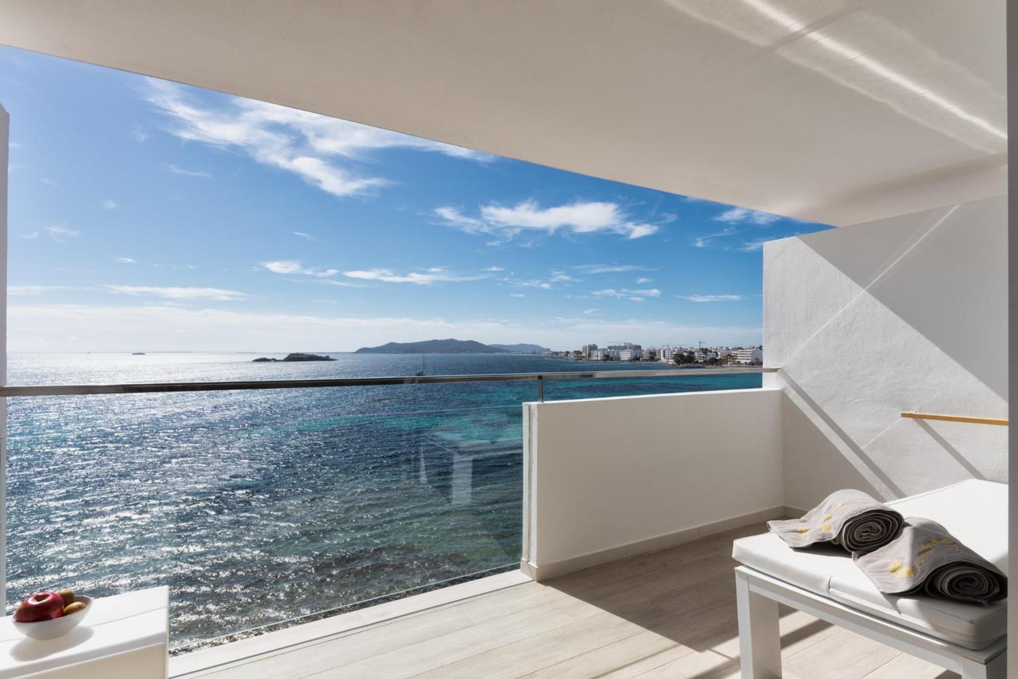 Sud Ibiza Suites Exterior photo