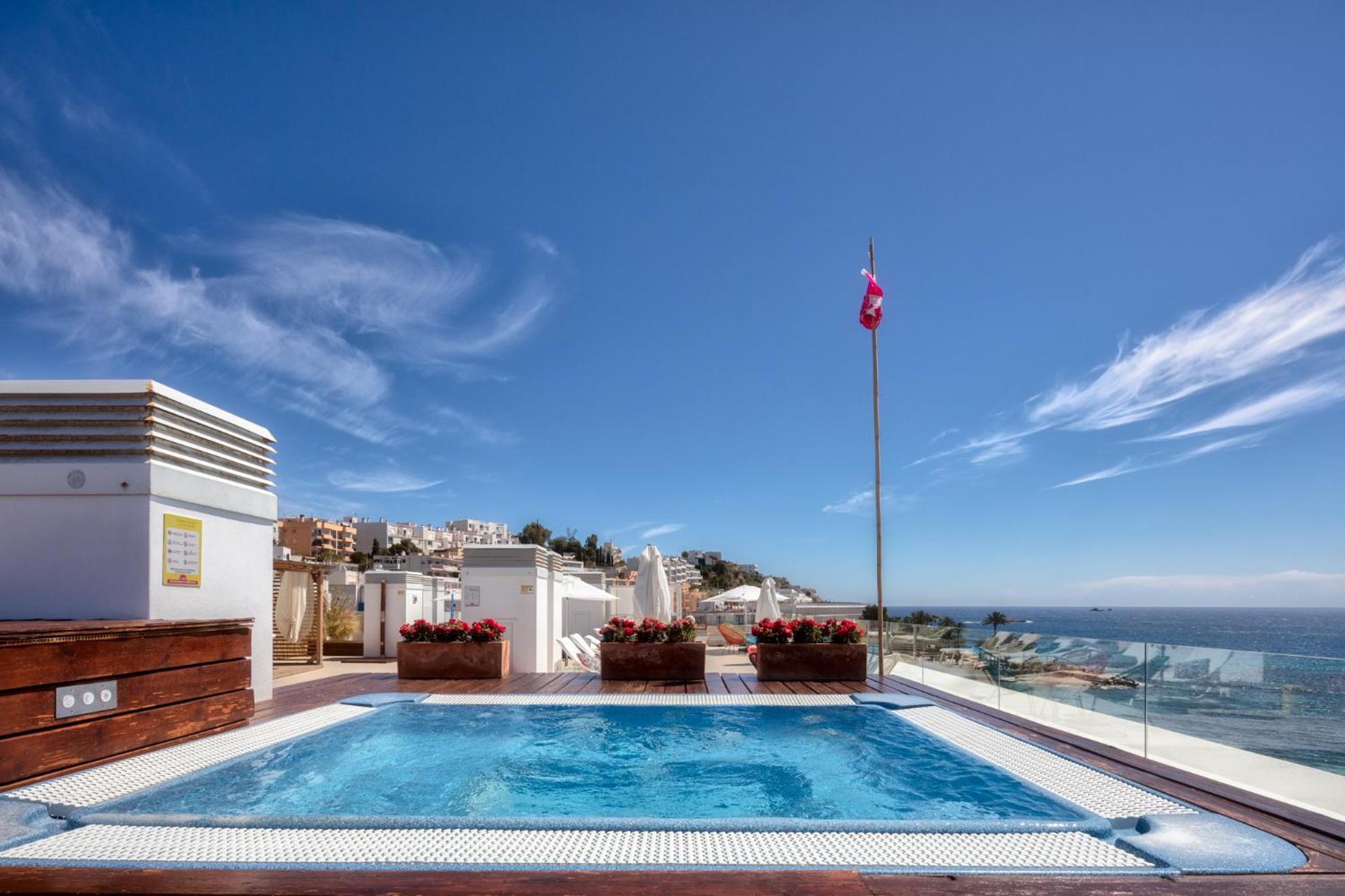 Sud Ibiza Suites Exterior photo